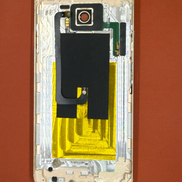 Arriere  + Emprinte ZTE AXOM