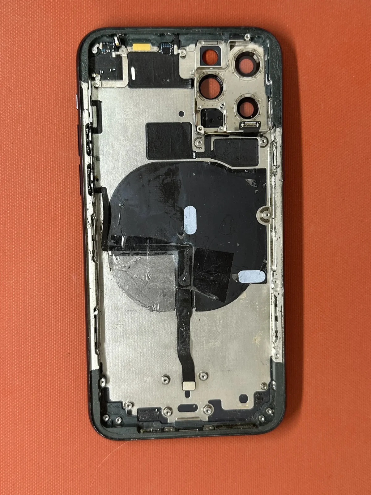 Frame iPhone 11 Pro – Image 2