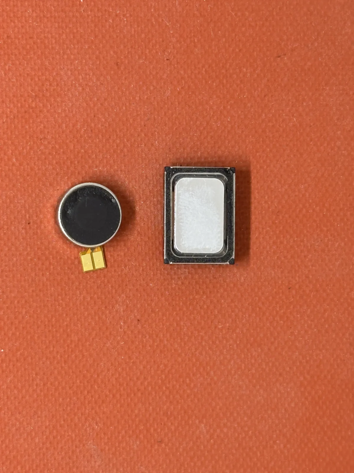 Haut-Parleur Motorola E13 – Image 2