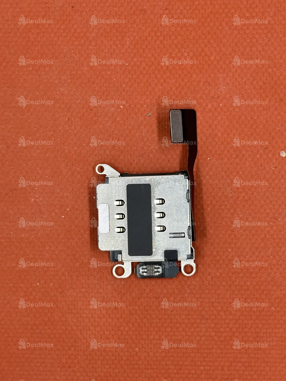 SIM Card Reader iPhone 13