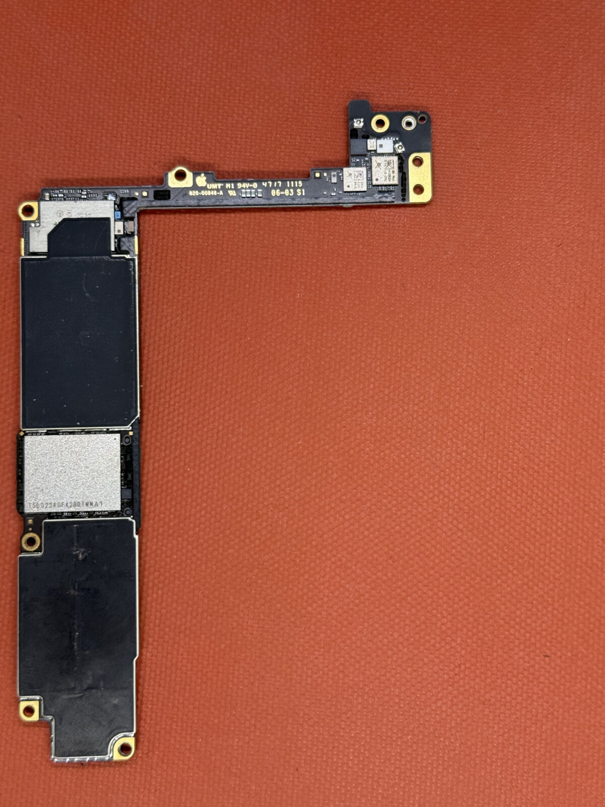 Carte Mère iPhone 8 Plus Unlocked